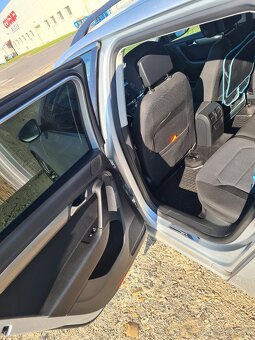 Volkswagen Passat B7 - 5