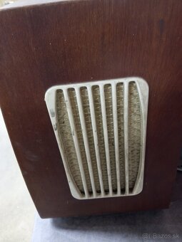 Retro rádio Tesla 526 A - 5