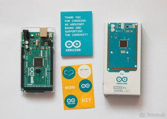 Arduino Mega 2560 Rev3 s krabicou + zakladná doska + Kable - 5