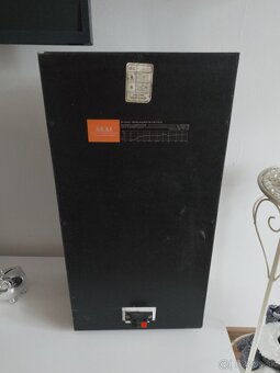 AKAI - 5