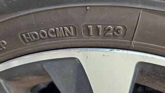 Bridgestone alenza 225/60 r18 - 5