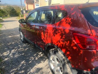 Nissan Qashqai 2.0 benzín - 5