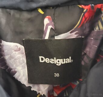 Bunda Desigual. Velkost 38. - 5