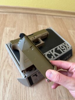 Nový Glock G19X Coyote GBB 6mm airsoft pistol - 5