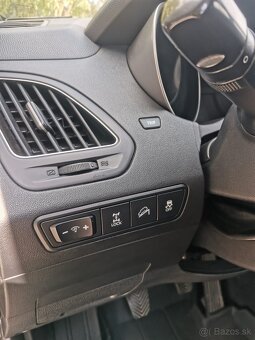 Predám SUV Hyundai ix35 2crdi, 4x4, 100kw, roč. 2012 - 5