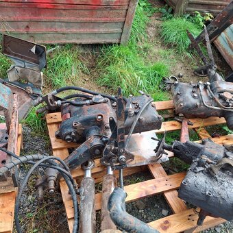 Zadná časť traktora - 5