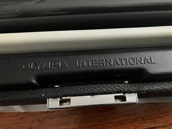 Pisaci stroj Olympia - 5