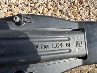 Ktm 690 smc-r - 5