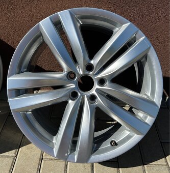 Vw Kansas 5x112 R18 - 5