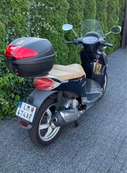 Skúter Aprilia Scarabeo 125 - 5