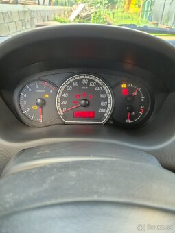 Suzuki swift 1.3 67.5kw 2008 - 5