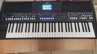 Klávesy Yamaha PSR SX 600 - 5