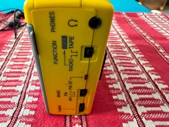 SANYO M GR7 - 5