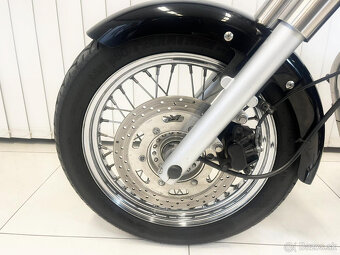 Triumph Bonneville America - 5
