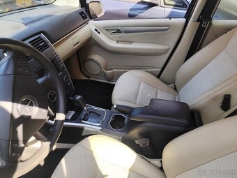 Mercedes b180 - 5