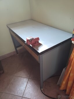 Pracovný stôl - 5