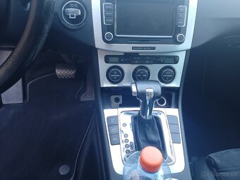 Volkswagen Passat 2.0  COMONREAL - 5