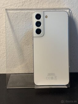 Predám Samsung Galaxy S22 8GB Rám 128GB Silver Bežná známky - 5