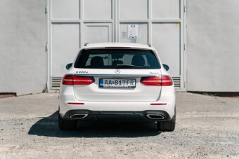 Mercedes-Benz E 220d Kombi 4MATIC A/T - 5