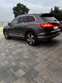 Vw TOUAREG  3,0 TDI V6 - 5