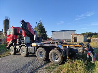 TATRA Phoenix 8x6 - nosič kontejnerov + SILNÁ hydraul. ruka - 5