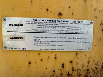 Kolesový nakladač Komatsu WA200 - 5