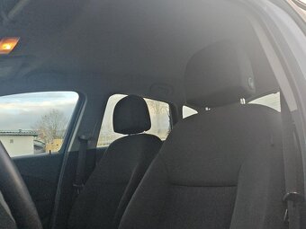 Opel Astra 1.4 R.V.2011 138 000 km 74 kW - 5