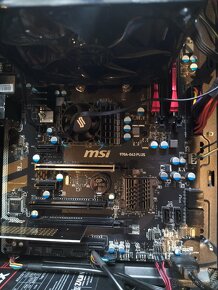 Počítač v dobrom stave za dobrú cenu s rôznymi doplnkami - 5