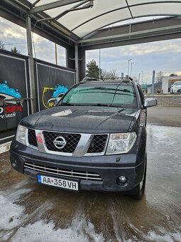 Predam Nissan Navara 2.5  manual 126 kw - 5