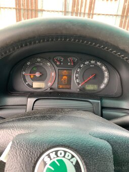 Rozpredam skoda superb 2.5TDI 120kw - 5