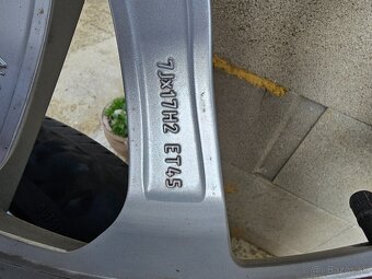 Predám letnú sadu na Nissan Q 215/60 R17 - 5