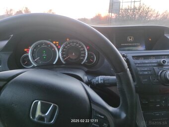 Honda Accord - 5