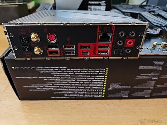 Ryzen 9 5900X + 64GB RAM +MSI MEG X570 UNIFY - 5