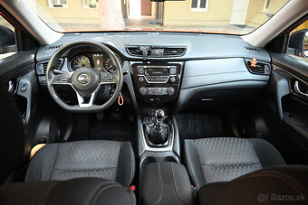 Predám Nissan X-trail benzín - 5