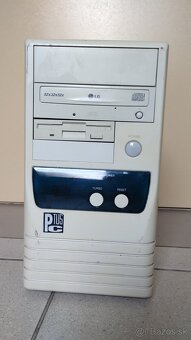 Predám retro pc skrinku - 5