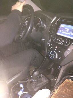 Hyundai Santa fe 2.2 145kw automat - 5