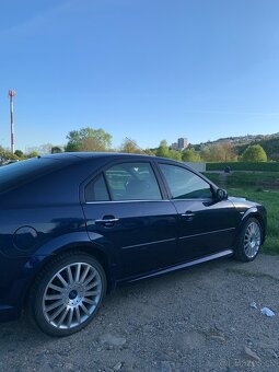 Ford Mondeo Mk3 2.2 tdci - 5