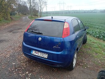 Predám Fiat Punto geande 1.4 benzín 57 kw - 5