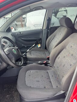 Škoda Fabia 1,4 MPI - 5