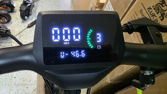 Elektrická kolobežka Kukirin A1 800W - 5