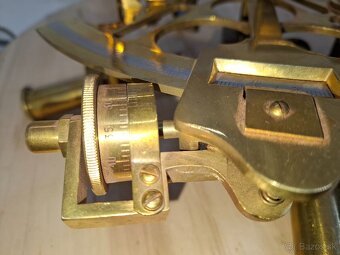 Predám starý velký Anglický námorný Sextant - 5