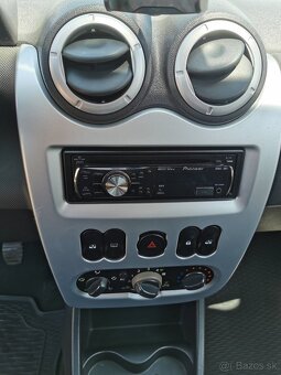 Dacia Sandero 2010 - 5
