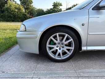 Škoda Octavia RS paket 1.8t 214 000km - 5