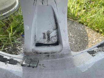 Predám na Ford/volvo R17 - 5