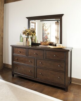 Luxusná spálňa v rustikálnom štýle - 5