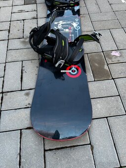 Predám snowboard Rosignol + viazanie - 5