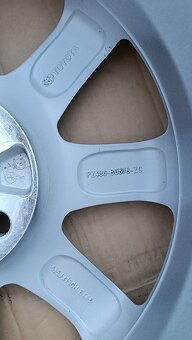 R15 toyota yaris - 5