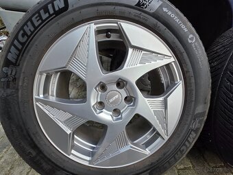 Zimné pneu s diskami Audi etron 255 / 55 R19 - 5