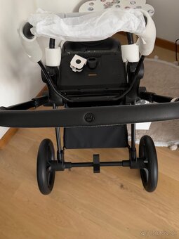 Nový cybex priam 4.0 matt black - 5