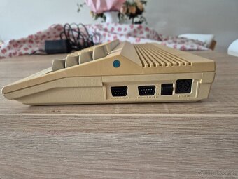 Commodore C64C + Moderný zdroj - 5